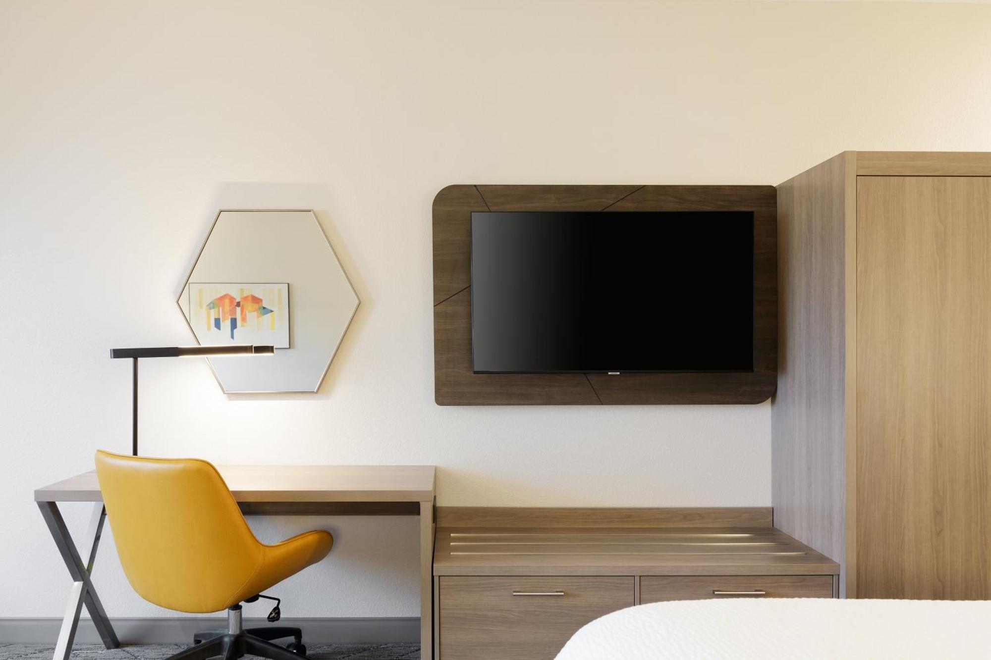 Holiday Inn Express Toledo North By Ihg Exterior foto