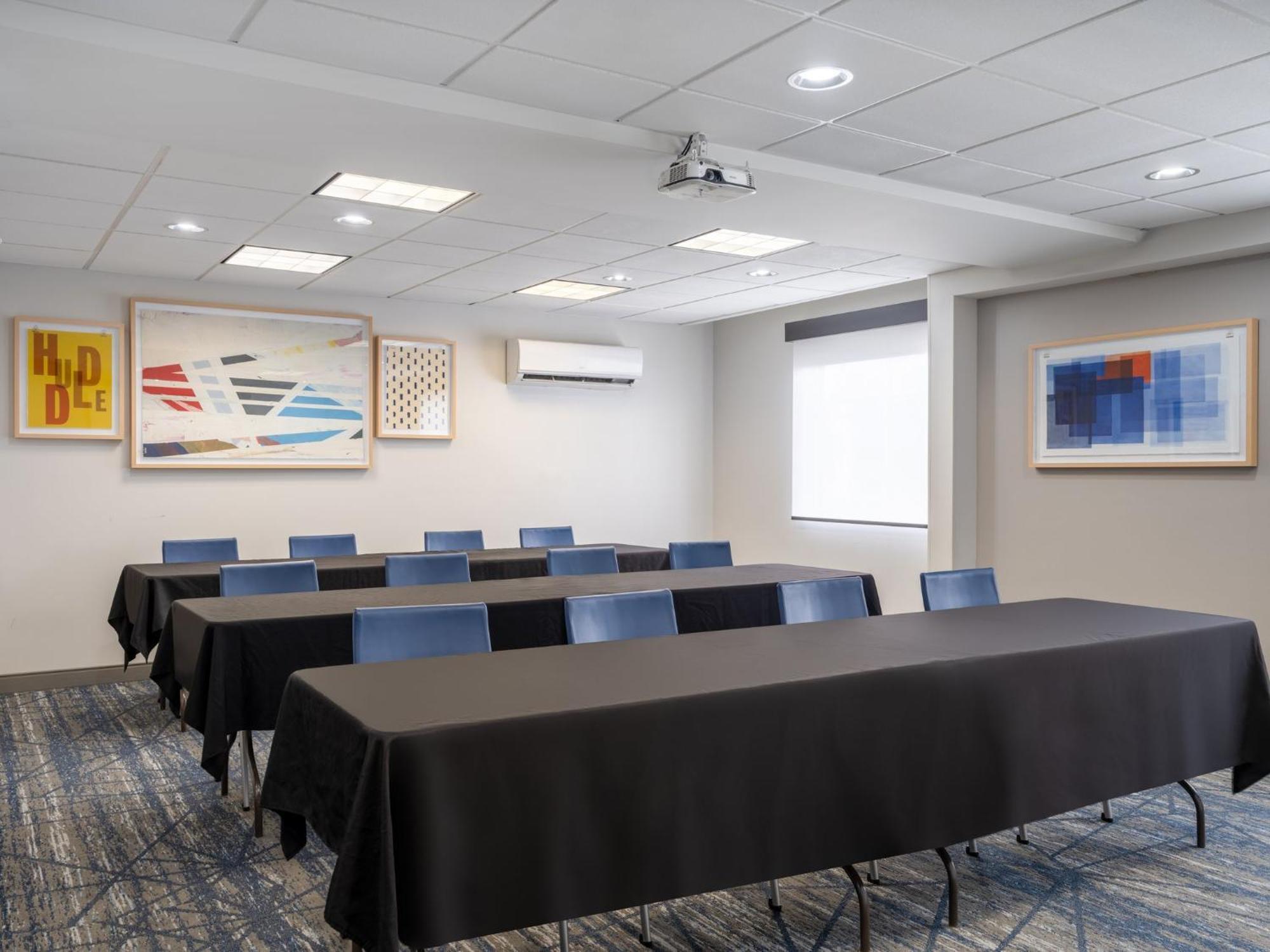 Holiday Inn Express Toledo North By Ihg Exterior foto